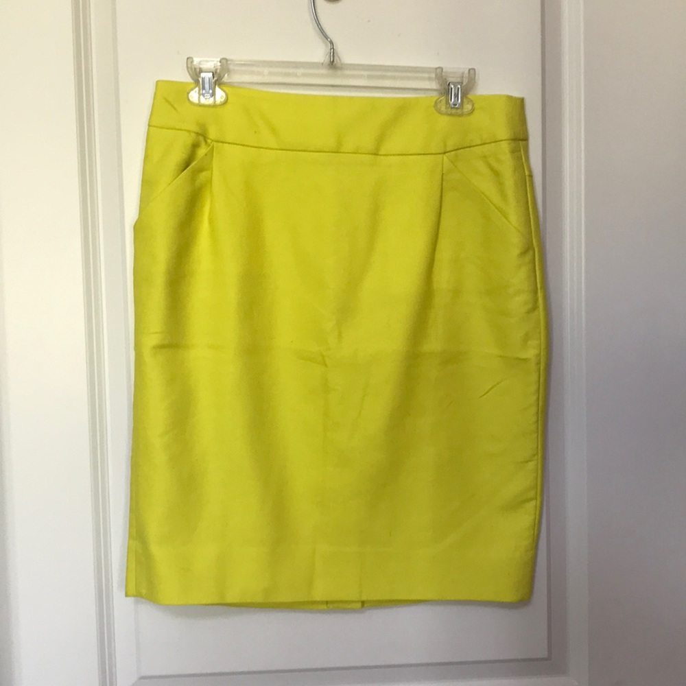 JCREW Factory Pencil Skirt - yellow SZ 8